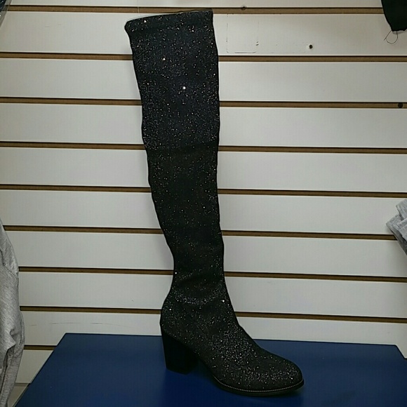 Shoes - Boots